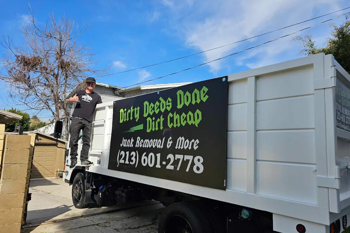 dirty deeds junk removal
