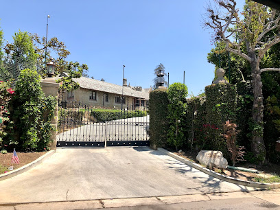 Holmby Hills